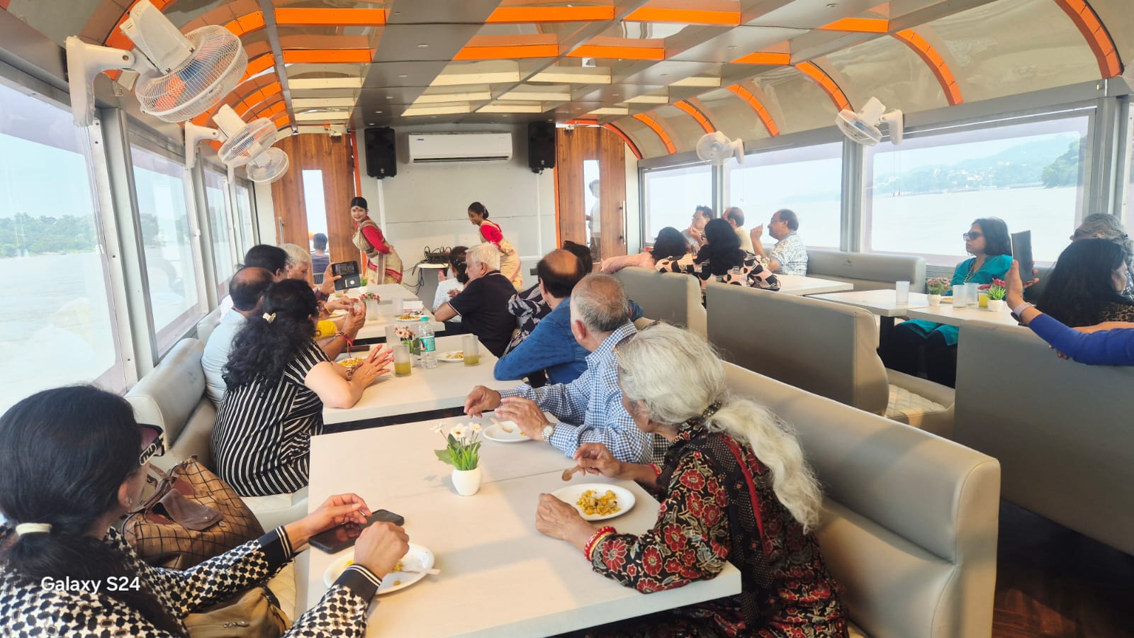 Lunch Cruise guest photo, 6 Oct 2026