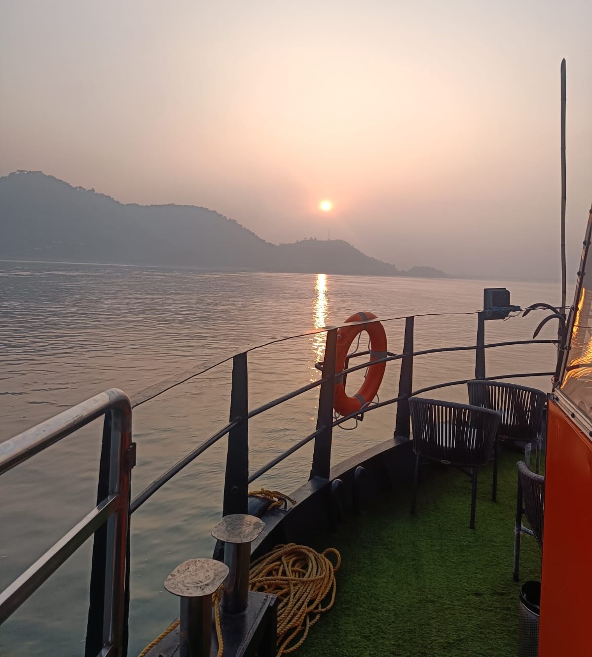 Sunset Cruise (With Food Box and Music)